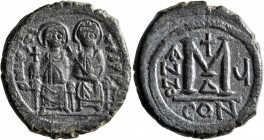 Justin II, with Sophia, 565-578. Follis (Bronze, 29 mm, 14.00 g, 7 h), Constantinopolis, RY 5 = 569/570. D N IVSTINVS P P AVG Justin II, holding globu...
