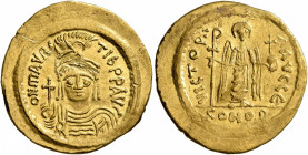 Maurice Tiberius, 582-602. Solidus (Gold, 22 mm, 4.49 g, 7 h), Constantinopolis, 583-601. O N mAVRC TIb P P AV Draped and cuirassed bust of Maurice Ti...