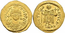 Maurice Tiberius, 582-602. Solidus (Gold, 21 mm, 4.39 g, 7 h), Constantinopolis, 583-601. O N mAVRC TIb P P AV Draped and cuirassed bust of Maurice Ti...