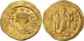 Phocas, 602-610. Solidus (Gold, 22 mm, 4.47 g, 6 h), Constantinopolis, 607-610. δ N FOCAS PERP AVI Draped and cuirassed bust of Phocas facing, wearing...