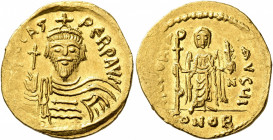 Phocas, 602-610. Solidus (Gold, 21 mm, 4.43 g, 7 h), Constantinopolis, 607-610. [δ N F]OCAS PЄRP AVI Draped and cuirassed bust of Phocas facing, weari...