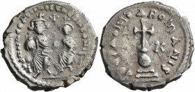 Heraclius, with Heraclius Constantine, 610-641. Hexagram (Silver, 23 mm, 6.58 g, 1 h), Constantinopolis, 615-638. dN dN ҺЄRACLIЧS ЄT ҺЄRA CON Heracliu...