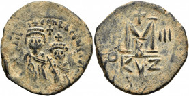 Heraclius, with Heraclius Constantine, 610-641. Follis (Bronze, 29 mm, 11.35 g, 7 h), Cyzicus, RY 3 = 612/3. δδ NN hERACLIЧS ET hRA CONST PP AV Heracl...