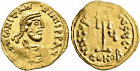 Constans II, 641-668. Tremissis (Gold, 14 mm, 1.45 g, 12 h), Syracuse, circa 662-668. δ N CONSTANTINЧS P P AV Diademed, draped and cuirassed bust of C...