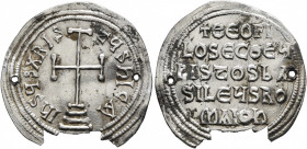 Theophilus, 829-842. Miliaresion (Silver, 24 mm, 2.00 g, 12 h), Constantinopolis, 840-842. IҺSЧS XRISTЧS ҺICA Cross potent set on three steps. Rev. +Θ...