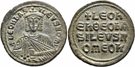 Leo VI the Wise, 886-912. Follis (Bronze, 26 mm, 6.73 g, 6 h), Constantinopolis. +LЄOn bASILЄVS ROM' Bust of Leo VI facing, with short beard, wearing ...