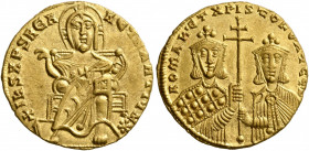 Constantine VII Porphyrogenitus, with Romanus I and Christopher, 913-959. Solidus (Gold, 20 mm, 4.42 g, 6 h), Constantinopolis, circa 924-931. +IҺS XP...