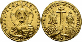Constantine VII Porphyrogenitus, with Romanus II, 913-959. Solidus (Gold, 20 mm, 4.06 g, 7 h), Constantinopolis, 945-959. +IҺS XPS RЄX RЄGNANTIЧm Nimb...