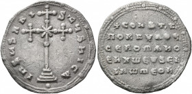 Constantine VII Porphyrogenitus, with Romanus I, 913-959. Miliaresion (Silver, 24 mm, 2.69 g, 12 h), Constantinopolis, 945-959. IҺSЧS XRISTЧS ҺICm Cro...