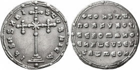 Constantine VII Porphyrogenitus, with Romanus I, 913-959. Miliaresion (Silver, 23 mm, 2.65 g, 12 h), Constantinopolis, 945-959. IҺSЧS XRISTЧS ҺICm Cro...