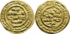 ISLAMIC, Arabia. Najahids. Jayyash ibn al-Mu'ayyad, circa AH 465 / AD 1073. Dinar (Electrum, 23 mm, 2.40 g, 5 h), Zabid, blundered date, possibly AH 4...