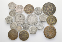 A lot containing 13 silver and 6 bronze coins. All: Yemen. About very fine to good very fine. LOT SOLD AS IS, NO RETURNS. 19 coins in lot.


From t...