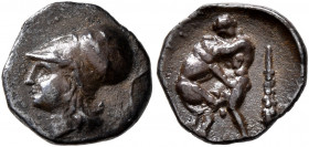 APULIA. Teate. Circa 325-275 BC. Diobol (Silver, 11 mm, 0.87 g, 6 h). Head of Athena to left, wearing crested Corinthian helmet decorated with a griff...