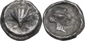 Greek Italy. Southern Apulia, Tarentum. AR Hemilitron, c. 470-450 BC. Obv. Scallop shell. Rev. Female head right. HN Italy 841; Vlasto 1175-88. AR. 0....