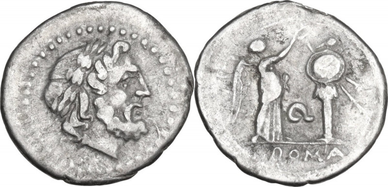 Q series. AR Victoriatus, uncertain Apulian mint (Luceria?), 211 BC. Obv. Laurea...