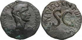 Augustus (27 BC - 14 AD). AE As, moneyer Cn. Piso, 15 BC. Obv. CAESAR AVG[VSTVS TRIBV]NIC POTE[ST] Bare head right. Rev. CN PISO CN F III V[IR AAAFF] ...