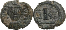 Heraclius (610-641). AE Decanummium. Catania mint. Dated RY 9 (618/9). Obv. Crowned facing bust, holding globus cruciger. Rev. Large I; date across fi...
