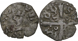 Cagliari. Alfonso V (1438-1481). Denaro reale. MIR (Piem. Sard. Lig. Cors.) 12; Piras 1996 82. MI. 0.82 g. 15.50 mm. NC. qBB/BB.