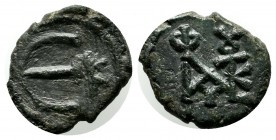 Justin II. AD 565-578. AE Pentanummium (16mm, 2.01g). Cyzicus mint. Large Є; K to right. / Monogram of Justin. DOC 137; MIB 53; SB 375.