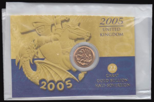 Half Sovereign 2005 S.SB5 Lustrous UNC on the Royal Mint card of issue

Estima...