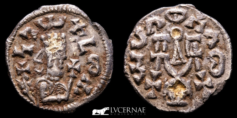 Kingdom of Axum, Armah (Alla Amidas) 
AR Unit (1,21 g., 16 mm.). Circa AD 530-55...