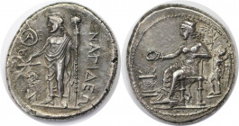 Griechische Münzen, CILICIA. NAGIDOS. AR Stater 370-365 v. Chr. (10,65 g) Vs.: Aphrodite sitzt l. mit Patera, dahinter Eros, davor Altar. Rs.: Dionyso...