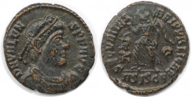 Römische Münzen, MÜNZEN DER RÖMISCHEN KAISERZEIT. Valens (364-378 n. Chr). Follis 367-375 n. Chr., Siscia. (2.13 g. 18 mm) Vs.: D N VALENS PF AVG, Dra...