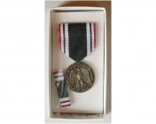 USA, Prisoner of War Medal, award created 1985.