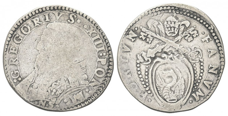 FANO
Gregorio XIII (Ugo Boncompagni), 1572-1585.
Testone.
Ag gr. 9,14
Dr. Bu...