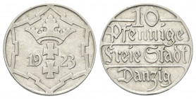 POLONIA
Danziga. Stato Libero, 1920-1939.
10 Pfenning 1923.
Ni/Cu gr. 3,99
Dr. Stemma coronato entro bastione a sei lati.
Rv. Valore e legenda di...