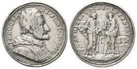 ROMA
Innocenzo XI (Benedetto Odescalchi), 1676-1689.
Medaglia 1678 a. II opus Hamerani.
Ag gr. 10,71 mm. 31,5
Dr. INNOCEN - XI PONT M A II. Busto ...