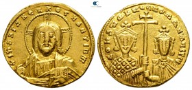 Constantin VII and Romanus I AD 920-944. Constantinople. Solidus AV