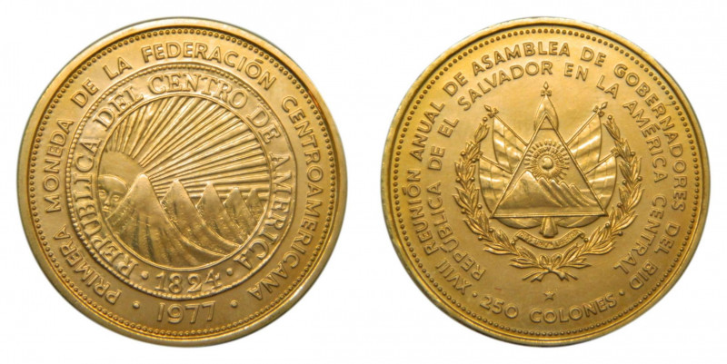 EL SALVADOR 1977. 250 Colones. (km#152). 15,97 gr. Au. Primera moneda de la fede...
