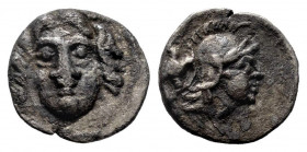 Pisidia. Selge. Trihemiobol. Circa 3rd Century BC. (SNG Kayhan-1059 (obol)). Anv.: Gorgoneion. Rev.: Helmeted head of Athena right; astragalos behind....