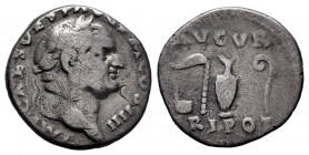 Vespasian. Denarius. 72-73 d.C. Rome. (Ric-II 1.356). (Bmcre-64). (Rsc-45). Anv.: IMP CAES VESP AVG P M COS IIII, laureate head to right. Rev.: AVGVR ...