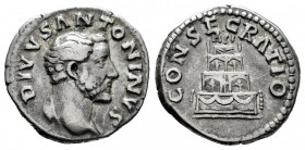 Divus Antoninus Pius. Denarius. 161 d.C. Rome. (Ric-III 436). (Bmcre-57). (Rsc-164). Anv.: DIVVS ANTONINVS, bare head to right. Rev.: CONSECRATIO, fun...