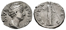 Diva Faustina. Denarius. 141 d.C. Rome. (Ric-III 344). (Bmcre-345). (Rsc-26). Anv.: DIVA FAVSTINA, draped bust to right. Rev.: AETERNITAS, Juno standi...