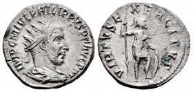 Philip I. Antoninianus. 244 d.C. Antioch. (Ric-IV 71). Anv.: IMP C M IVL PHILIPPVS P F AVG P M, radiate, draped and cuirassed bust right. Rev.: VIRTVS...