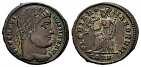 Constantinus I. Follis. 327-328 d.C. Constantinople. (Ric-VII 23). Anv.: CONSTANTINVS MAX AVG, rosette-diademed head to right. Rev.: GLORIA ROMANORVM,...