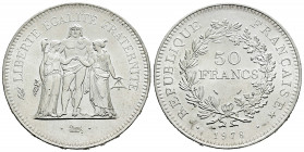 France. 50 francs. 1978. (Km-941.1). Ag. 29,89 g. Mint state. Est...25,00. 

Spanish description: Francia. 50 francs. 1978. (Km-941.1). Ag. 29,89 g....