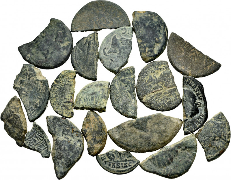 Lot of 20 fractions of coins from the Roman Empire and ancient Hispania. Fractio...