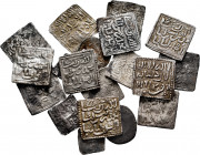 Lot of 19 Almohad coins. Containing 14 Dirhams and Millares, 2 of 1/4 Dirham, 1/2 Dirham of Abd Al-Mu`min and 2 Fractions of Dirham Fatimids. Ag. TO E...