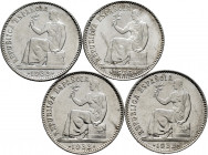 Lot of 4 coins of 1 peseta 1933*3-4. TO EXAMINE. Almost MS. Est...75,00. 

Spanish description: Lote de 4 monedas de 1 peseta 1933*3-4. A EXAMINAR. ...
