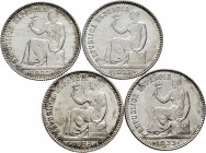 Lot of 4 pieces of 1 silver peseta 1933. TO EXAMINE. AU/Almost MS. Est...75,00. 

Spanish description: Lote de 4 piezas de 1 peseta de plata 1933. A...