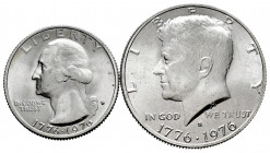 Lot of 2 pieces of US silver 1976, 1/2 dollar, 1/4 dollar. TO EXAMINE. Almost MS. Est...30,00. 

Spanish description: Lote de 2 piezas de plata de E...