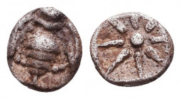 IONIA, Ephesos. Circa 550-500 BC. AR Obol.
Reference:
Condition: Very Fine

Weight: 0,4 gr
Diameter: 7 mm