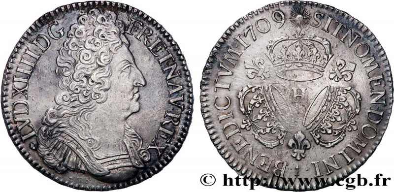 LOUIS XIV "THE SUN KING"
Type : Écu aux trois couronnes 
Date : 1709 
Mint name ...