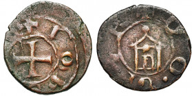 ROYAUME DE JERUSALEM, SEIGNEURIE DE TYR, Jean de Montfort (1270-1283), Cu pougeoise. D/ + IOh SIRE Croix. R/ + DE SVR Fronton d''église à deux colonne...