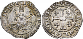 ROYAUME DE CHYPRE, Pierre II (1369-1382), AR gros, Nicosie. D/ Le roi trônant de f., ten. un sceptre fleurdelisé et un gl. cr. A d., son écu. R/ Croix...
