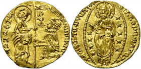 ITALIE, VENISE, Antonio Venier (1382-1400), AV ducat. D/ Le Doge agenouillé à g., recevant une bannière des mains de saint Marc. R/ Le Christ bénissan...
